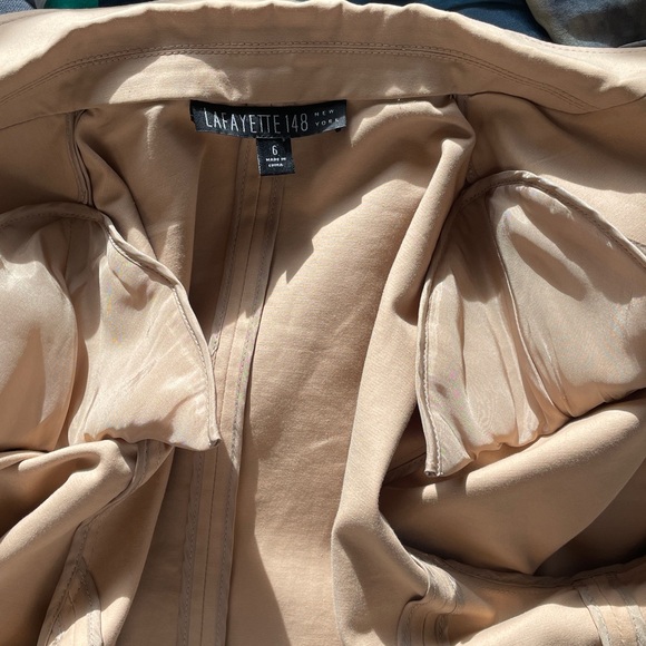 LAFAYETTE 148 New York Tan Blazer size 6 - Picture 3 of 5
